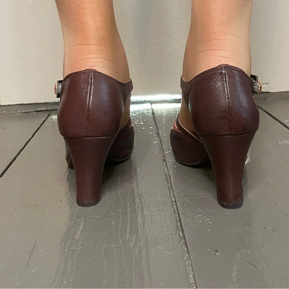 Chic Brown Women's Heels with Strap Detail - Picture 3 of 6